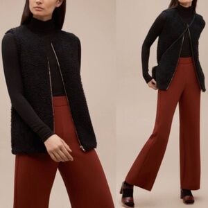 Aritzia Wilfred Chatou Fuzzy Faux Fur Fleece Sherpa Black Front Zip Vest